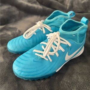 Nike Youth Soccer Cleats Blue White Turf FV1573-400 US Size 3.5Y Soccer Shoes